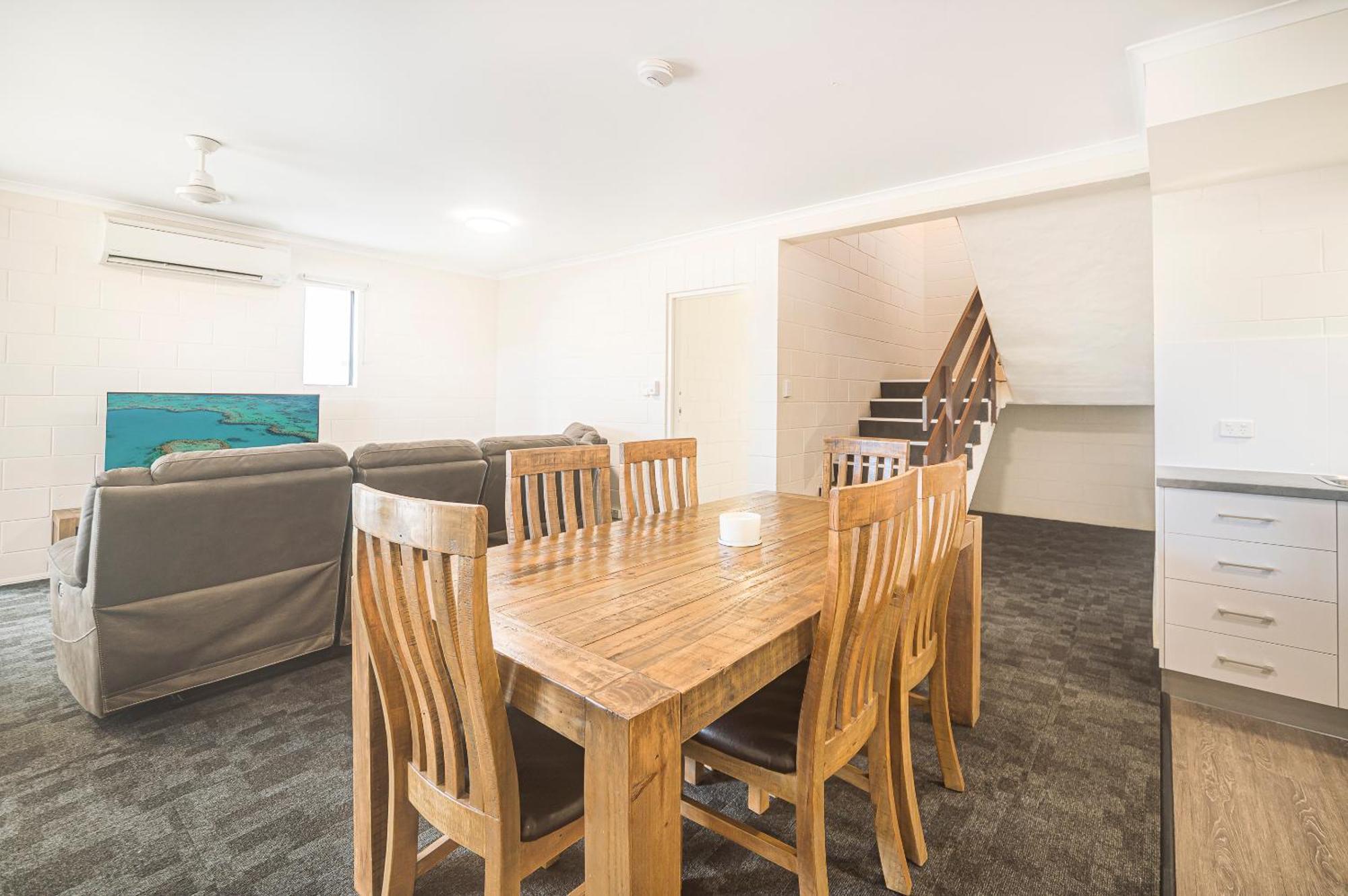 Reef Gateway Hotel Airlie Beach Bagian luar foto
