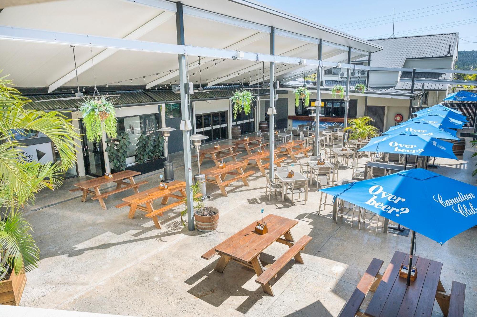 Reef Gateway Hotel Airlie Beach Bagian luar foto