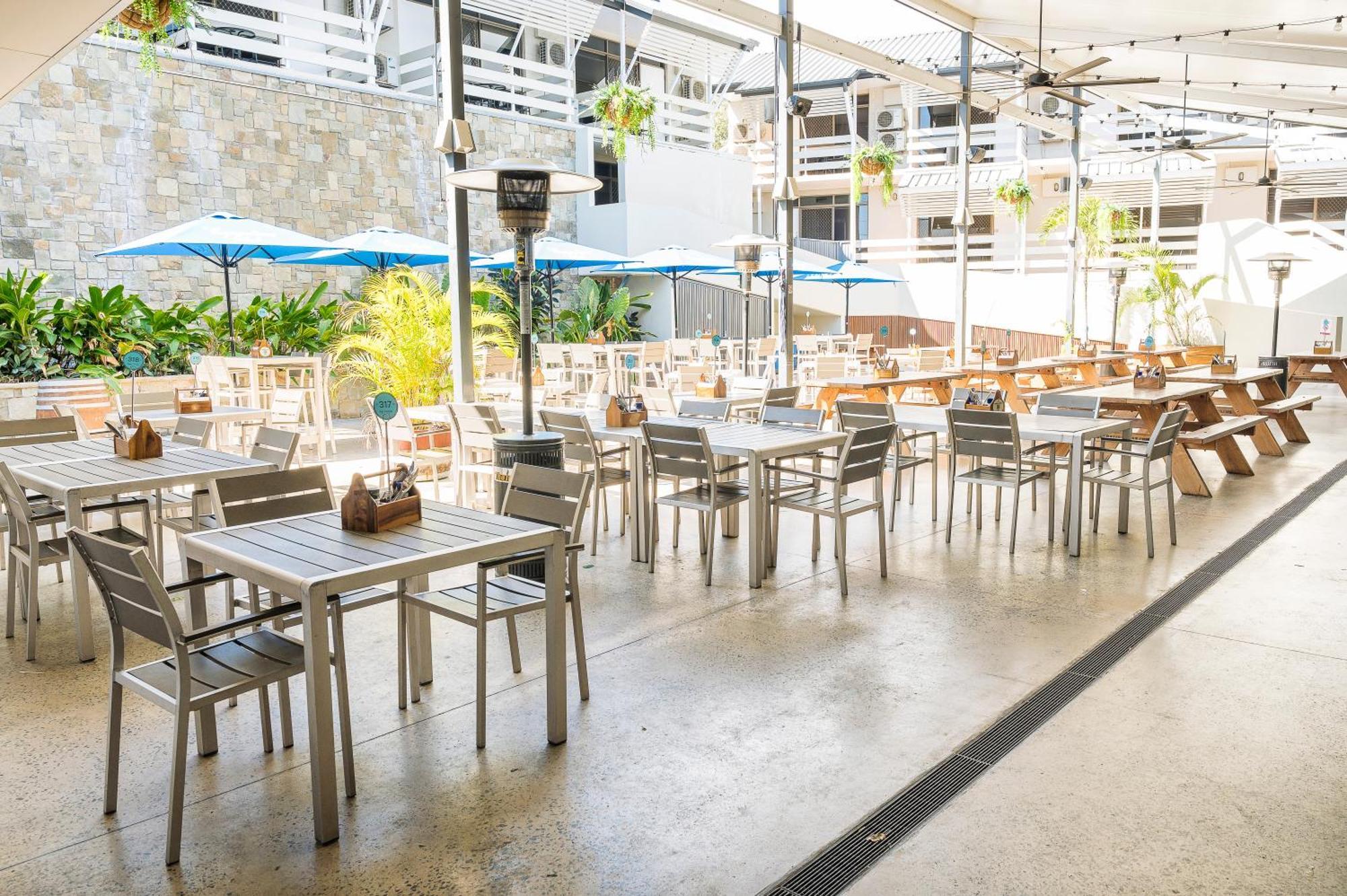 Reef Gateway Hotel Airlie Beach Bagian luar foto