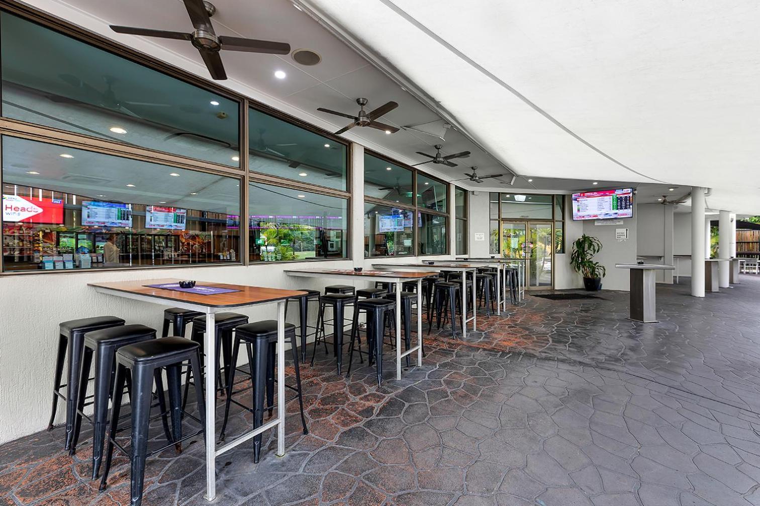Reef Gateway Hotel Airlie Beach Bagian luar foto