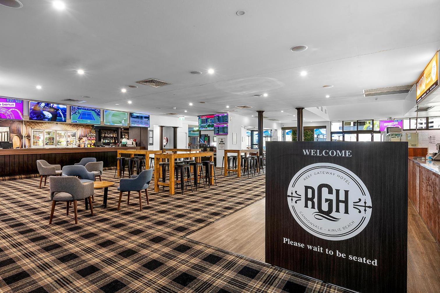 Reef Gateway Hotel Airlie Beach Bagian luar foto